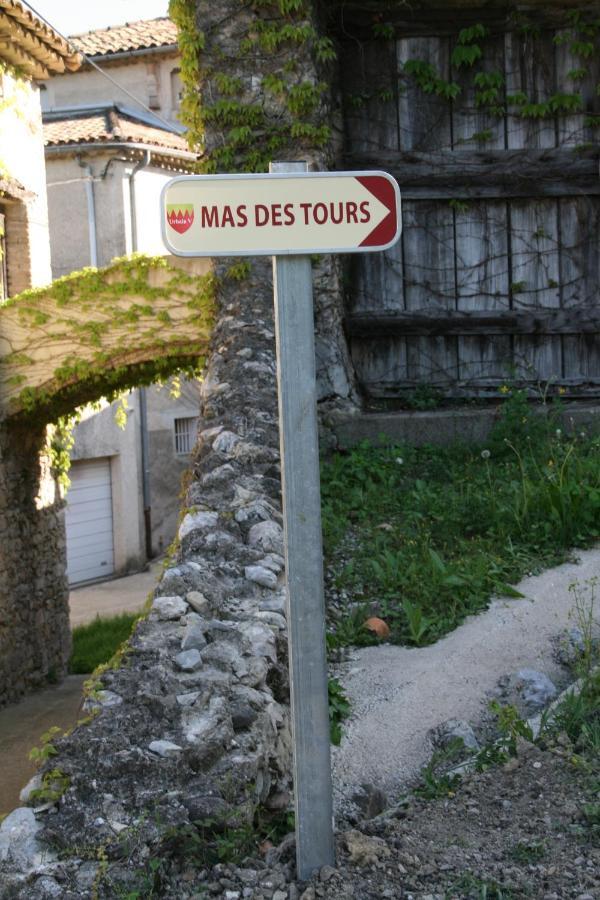 Mas des Tours Chambre d'hôtes Tornac Exterior foto